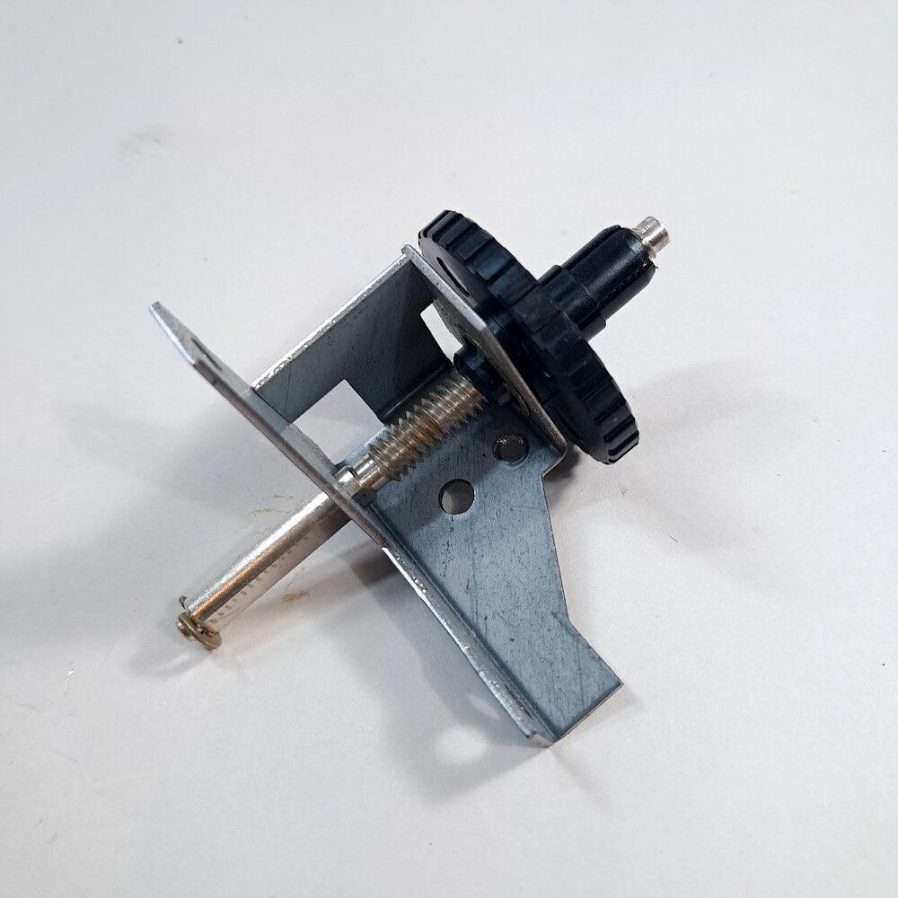 Vintage Kodak Carousel 600‎ Slide Projector height leveling knob adjustment foot